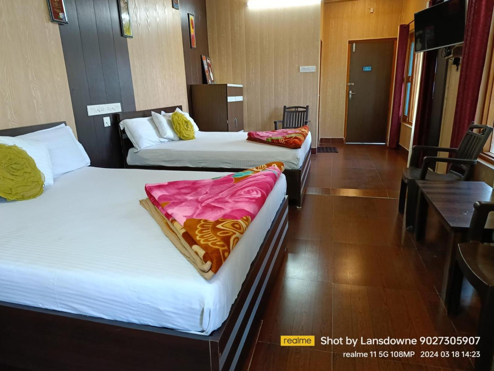 Joshi Holiday Home Stay Lansdowne Exterior photo