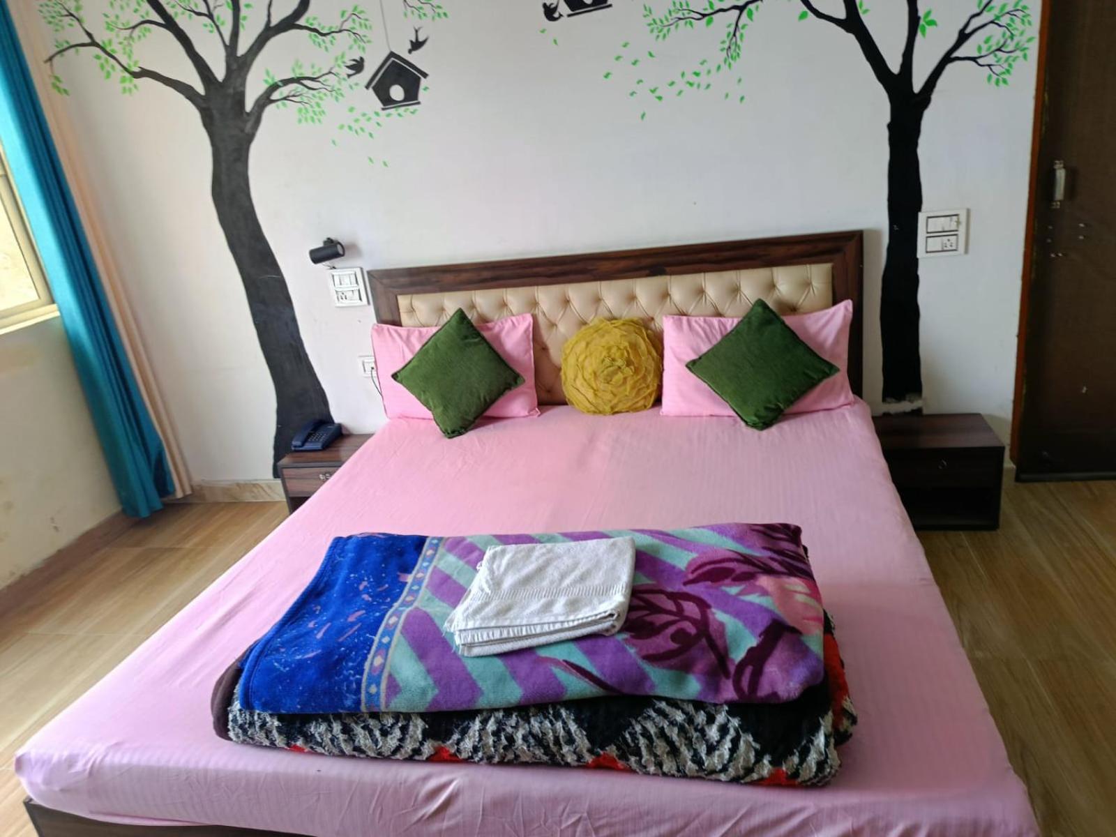 Joshi Holiday Home Stay Lansdowne Exterior photo